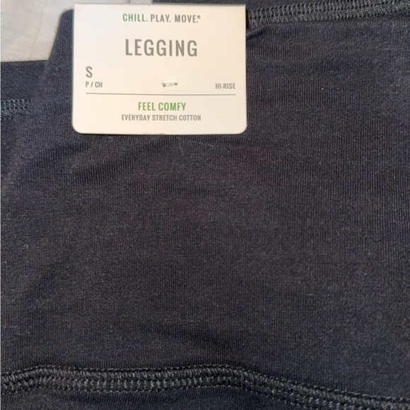 Aerie Chill Play Move Hi- Rise Black Leggings with pockets - Picture 4 of 5